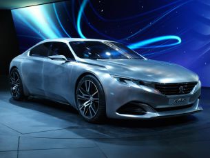 Peugeot готовит новое купе 408 GT