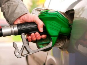 В Иванове и Ярославле самые доступные цены на бензин